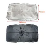 Parasol de auto plateado y negro estilo sombrilla plegable, 140x76 cm.