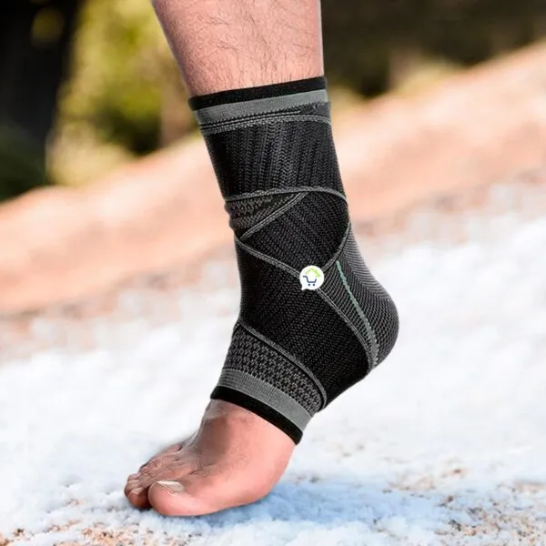 Tobillera deportiva de alta compresión con soporte ajustable, ideal para ortopedia y recuperación.