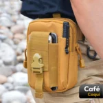 Bolso táctico militar para cinturón con estuche para celular y linterna, color caqui.
