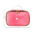 Bolso organizador de maquillaje neceser multiusos viajero rosa acolchado con adornos florales.