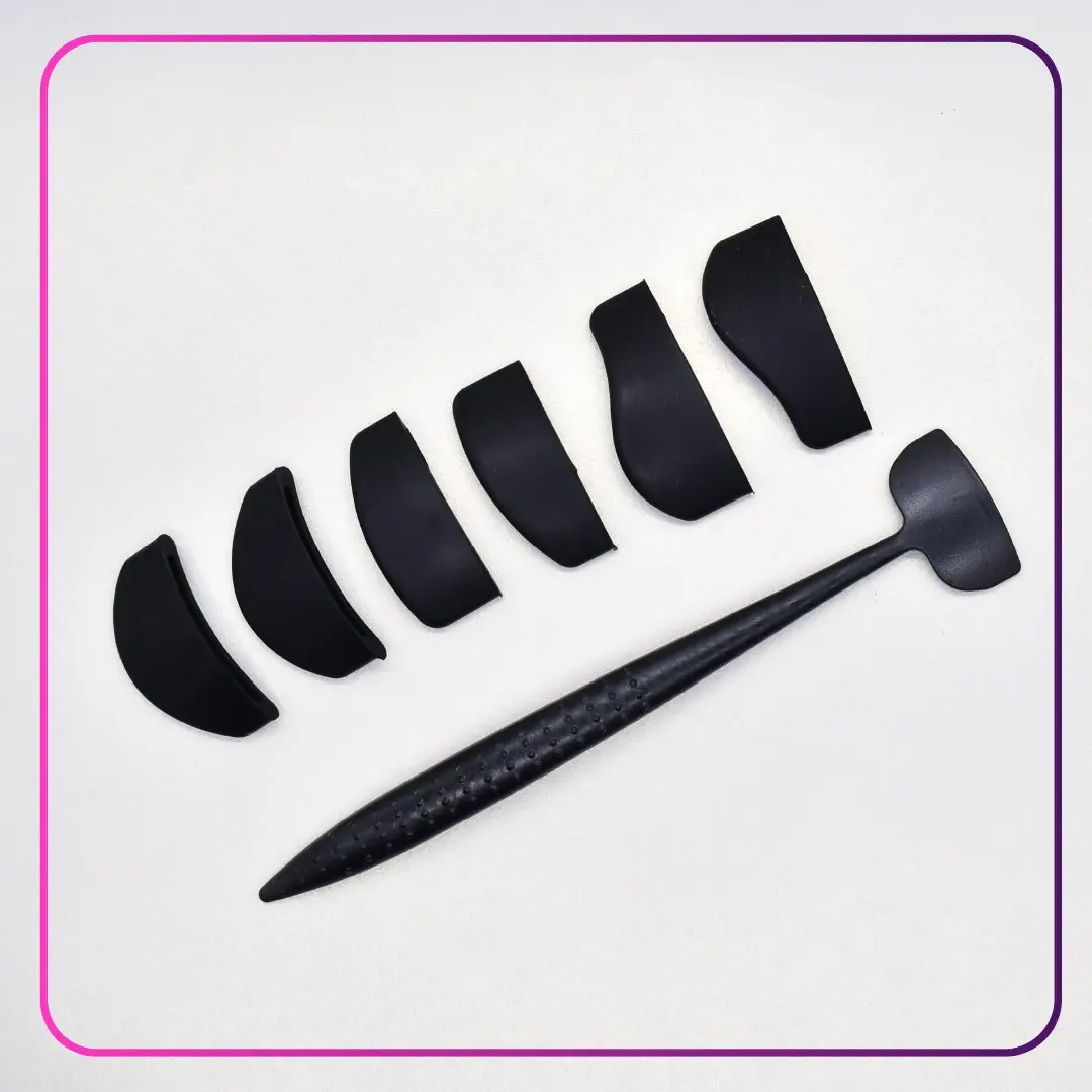 Kit de guía de maquillaje Crease Line con aplicador y moldes para párpados negros.