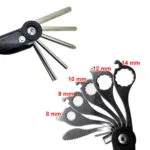 Herramienta multiusos 15 en 1 portable para camping y ciclismo, con llaves hexagonales y fijas.