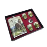 Licorera de acero inoxidable de 9 oz con caballos, 4 copas y embudo, ideal para regalo.