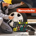 Organizador viajero multifuncional con elásticos para herramientas, visto junto a un carro.