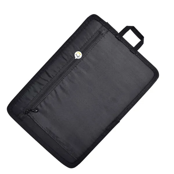 Organizador viajero multifuncional negro con cremallera y asa, ideal para el pasaporte.