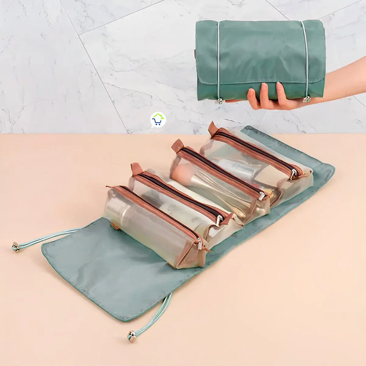 Organizador viajero con 4 cartucheras transparentes para cosméticos, diseño plegable portátil.