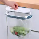 Set x2 porta bolsas para puerta de cocina, soporte multiusos para basura, ideal para colgar bolsas.
