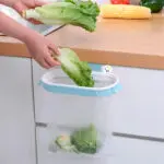 Set x2 porta bolsas cocina multiusos. Soporte para colgar bolsas de basura en puertas.