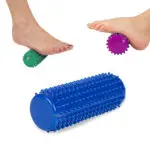 Rodillo masajeador de pies azul 15 cm, para terapia de rehabilitación y estimulación.