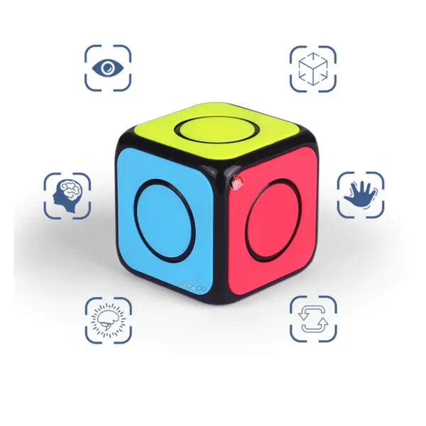 Cubo mágico Qytoys con caras de colores azul, rojo y verde; ideal para entrenamiento cerebral.