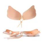 Sujetador adhesivo lavable de silicona color piel con cordón para levantar el busto.