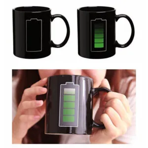 Taza mágica que cambia color con barra de batería visible al tacto y al calor.