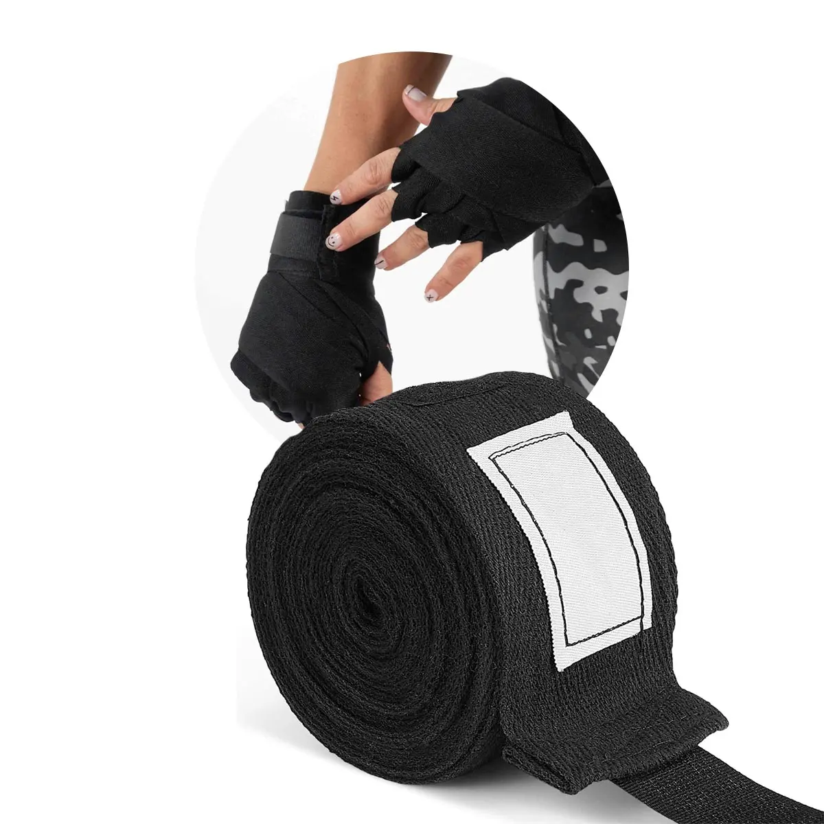 Vendas de boxeo negras para kickboxing y muay thai, enrolladas y en uso.