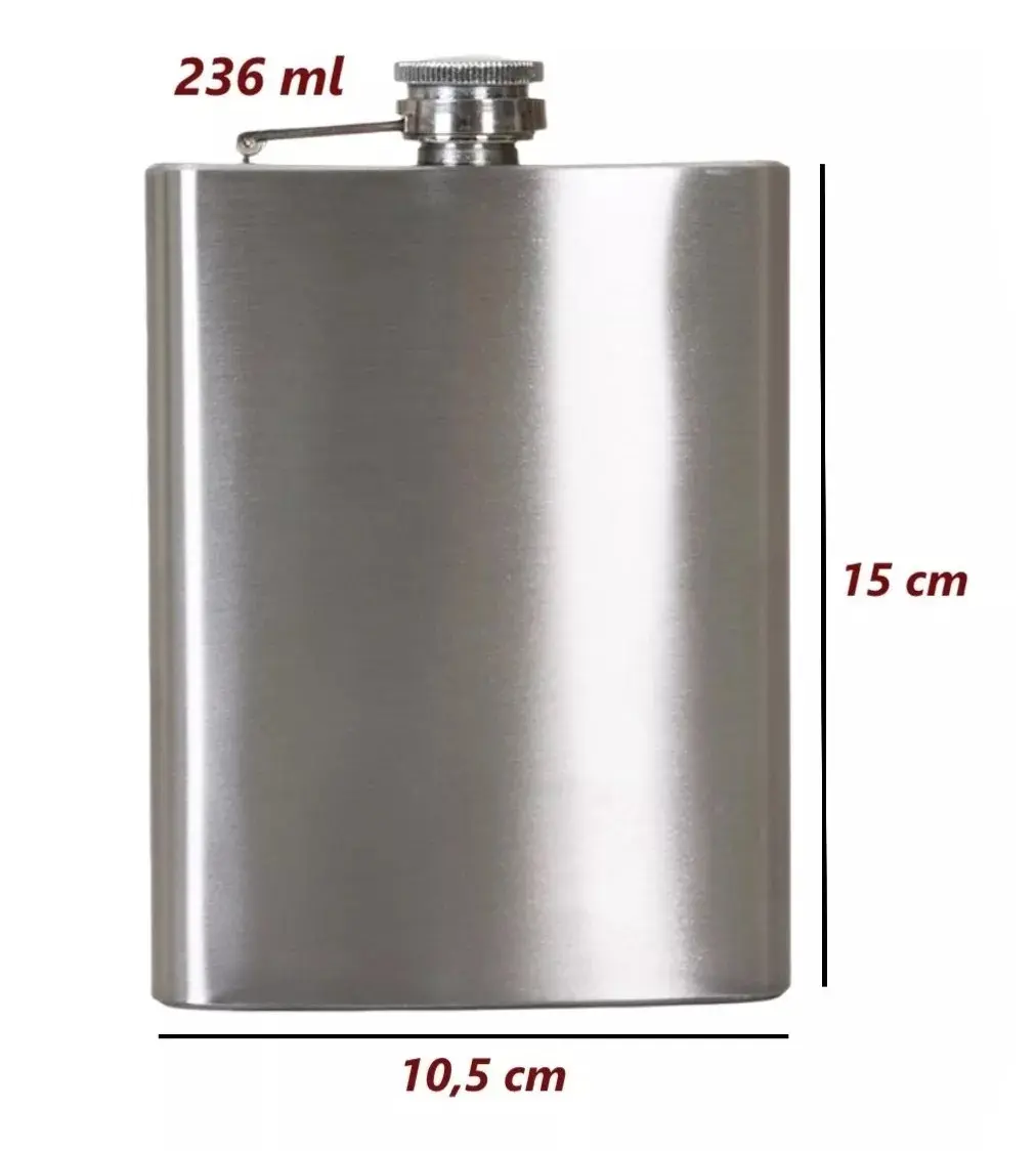 Licorera de acero inoxidable de 8 oz con medidas de 15 x 10.5 cm.