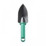Pala de jardinería con mango ergonómico verde para trasplantar y excavar plantas.