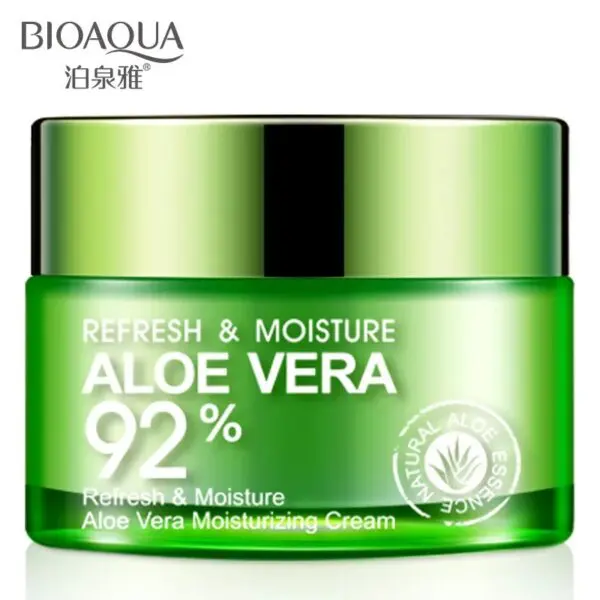 Crema hidratante Bioaqua Aloe Vera 92% refresca y humecta.