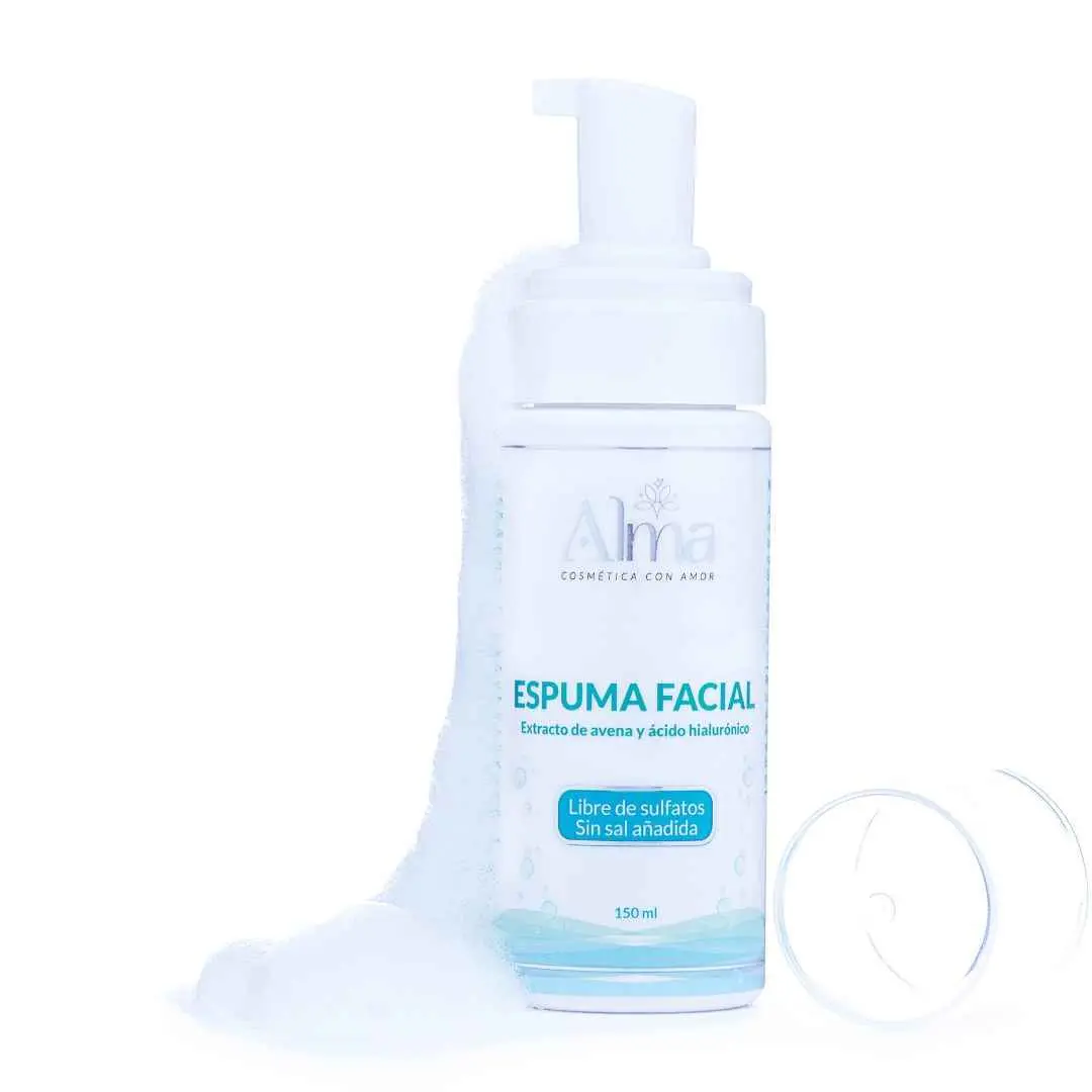 Espuma facial limpiadora Alma con extracto de avena y ácido hialurónico, sin sulfatos.
