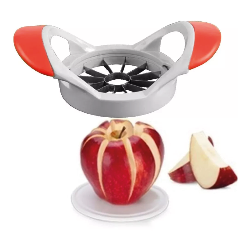 Cortador descorazonador de manzanas blanco y naranja con una manzana cortada en gajos y dos gajos.