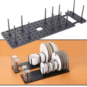 Bandeja escurridora retráctil para organizar platos y vasos.