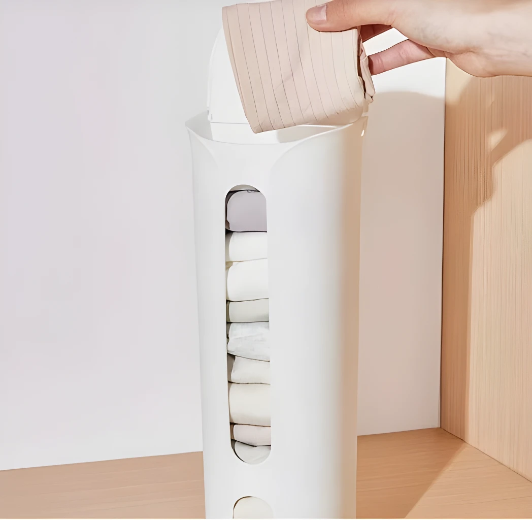 Estante vertical para organizar ropa interior, con interior visible.