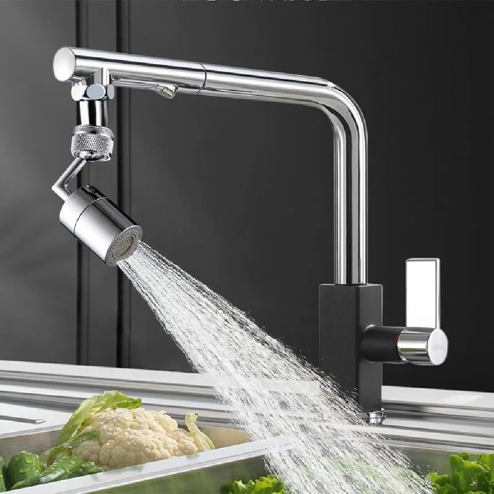 Grifo giratorio multifuncional con chorro de agua pulverizado sobre vegetales frescos en un lavadero.