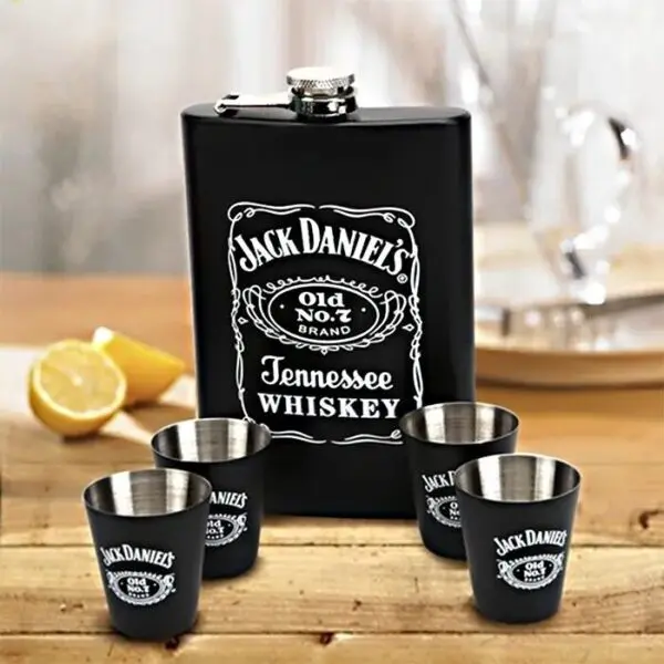 Licorera Whizkera Acero Inox 9 OZ Jack Daniels+4 Copas+Embudo