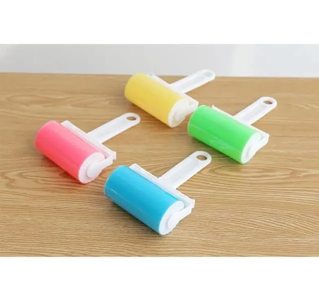 Set x2 rodillo quitapelusas lavable y reutilizable en colores rosa, azul, amarillo y verde.