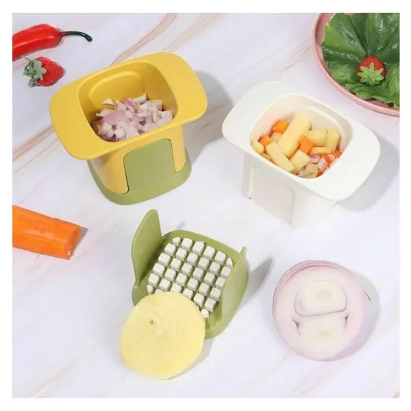 Set x2 Picador de Papa y Verduras: picando cebolla, papas y zanahoria en trozos uniformes.
