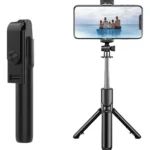 Trípode para celulares y cámaras con control remoto: captura tus momentos.