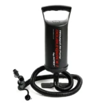 Inflador manual Intex Double Quick con manguera, boquillas y gatillo de pie.