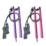 Barra elástica para Pilates púrpura y rosa con asas deportivas para entrenamiento en casa.