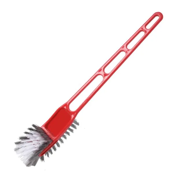 Cepillo de limpieza doble 360° para baños, mango rojo con cerdas blancas y grises.