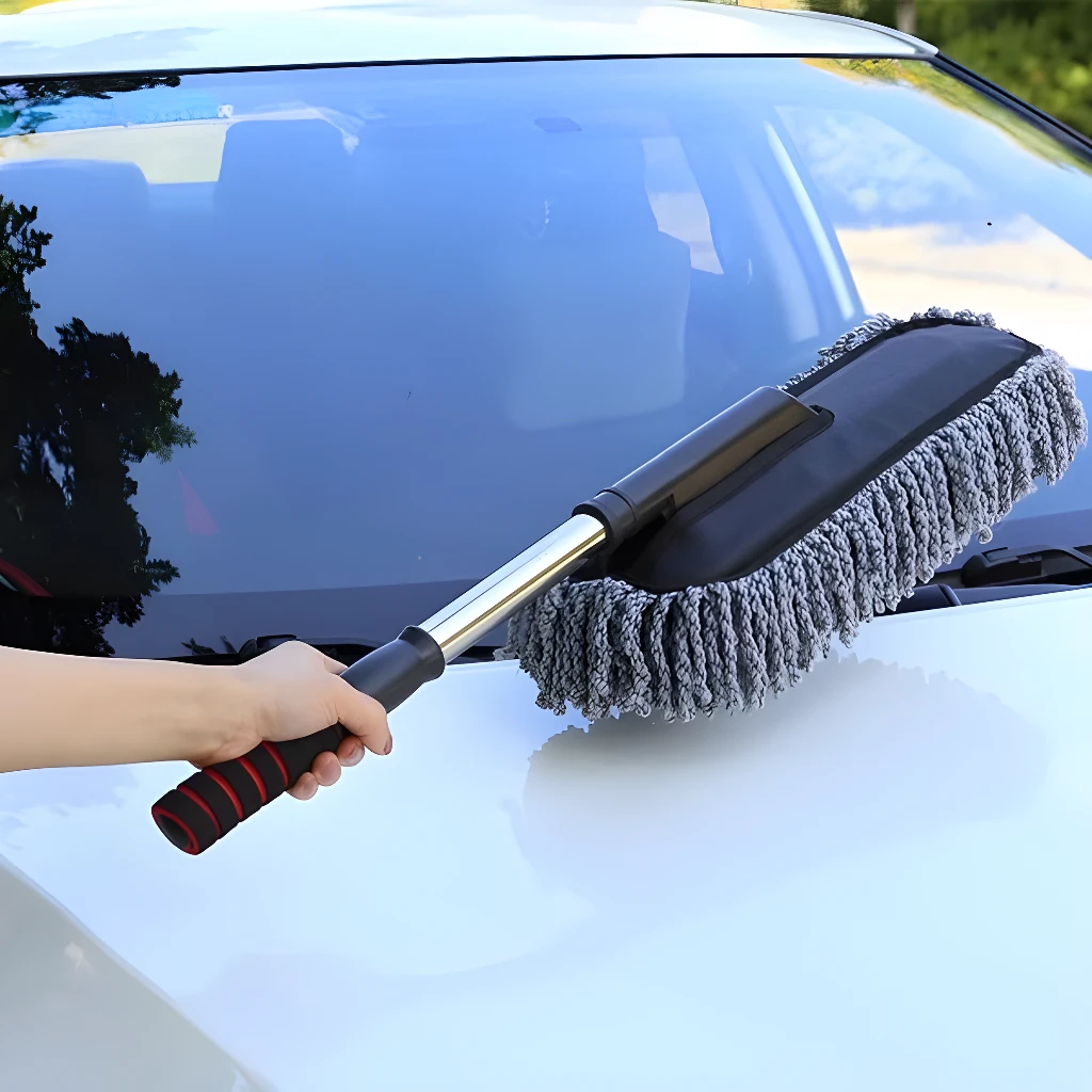Cepillo limpiador para carro, para parabrisas y capó, con mango extensible.