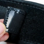 Velcro para corrector de postura de espalda, ajuste seguro y cómodo.