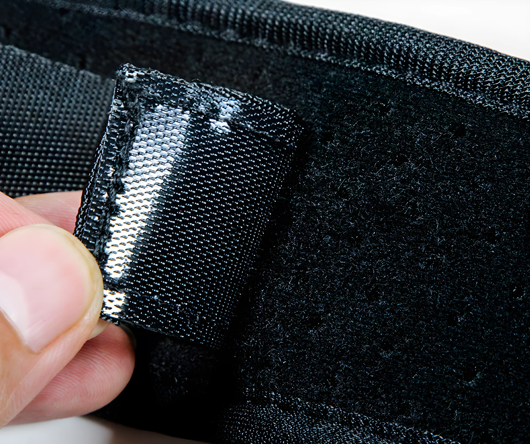 Velcro para corrector de postura de espalda, ajuste seguro y cómodo.