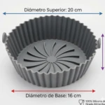 Canastilla redonda de silicona gris para freidora de aire, 20 cm superior, 16 cm base y 5 cm altura. Fondo con ranuras.
