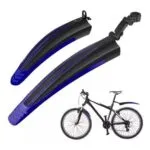 Guardabarros de bicicleta delanteros y traseros negros y azules, con detalles de diseño deportivo.