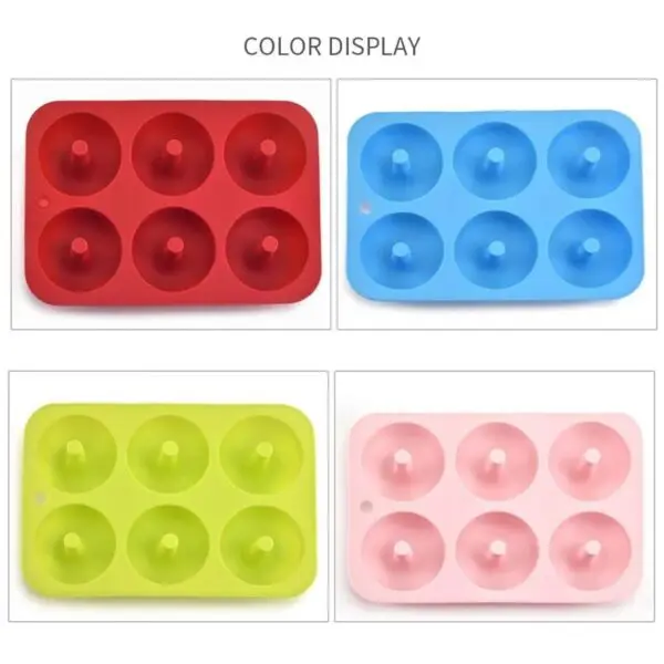 Set x3 moldes de silicona para mini donas en colores rojo, azul, verde y rosa.