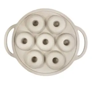 Molde de silicona para 7 donas en forma redonda con asas laterales.