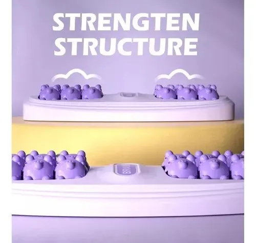Rodillo de masaje de pies morado con puntos de estimulación para fortalecer la estructura.