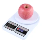 Gramera digital SF-400 con manzana roja, capacidad 5000g, ideal para cocina.
