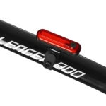 Luz LED trasera de bicicleta impermeable para tija, diseño moderno y seguro