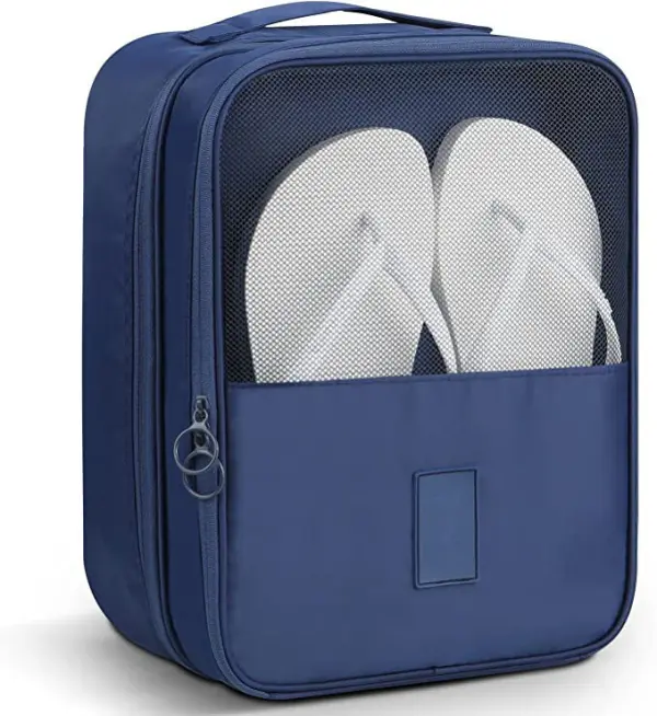 Bolso de viaje azul para zapatos con malla visible y compartimento frontal.