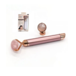 Masajeador facial antiedad Flawless Contour con rodillo de cuarzo rosa y piedra para ojos.