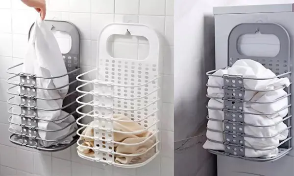Cesta plegable multiusos gris con ropa blanca para colgar en pared.