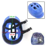 Casco azul de protección para deportes infantiles, con medidas de 16 cm de ancho y 16 cm de alto, incluye bolsa.