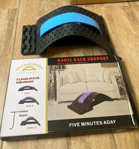 Masajeador de espalda y lumbar de 3 niveles de ajuste con diseño ergonómico.