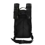 Bolso táctico deportivo con correas ajustables y diseño camuflado, ideal para actividades al aire libre.