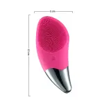 Masajeador facial limpiador sónico rosa con cerdas de silicona y detalles plateados.