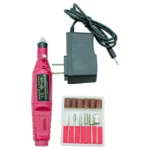 Kit pulidor de uñas eléctrico rosa con adaptador y accesorios de manicura y pedicura.